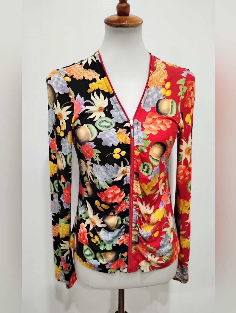EVA & CLAUDI DELIGHTFUL CARDIGAN